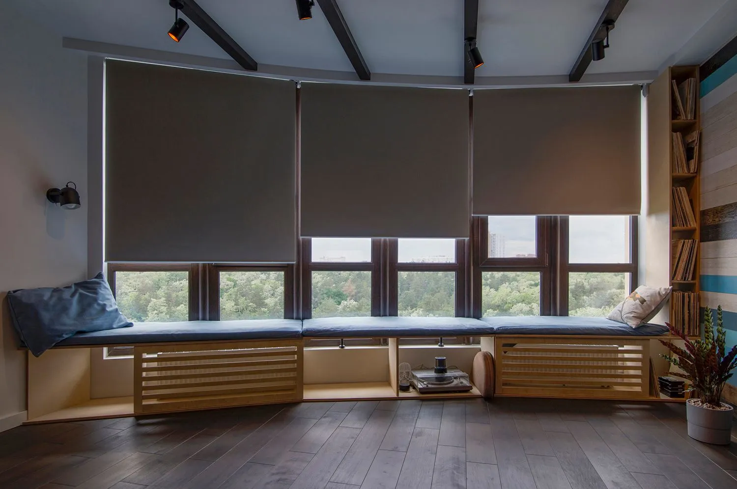 Motorized shades in a large open run with sunlight